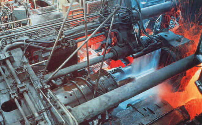 Seamless tubes and pipes for boiler and petrochemical plant