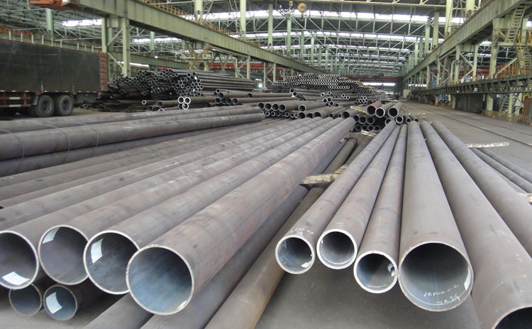Seamless pipes specifications and standards